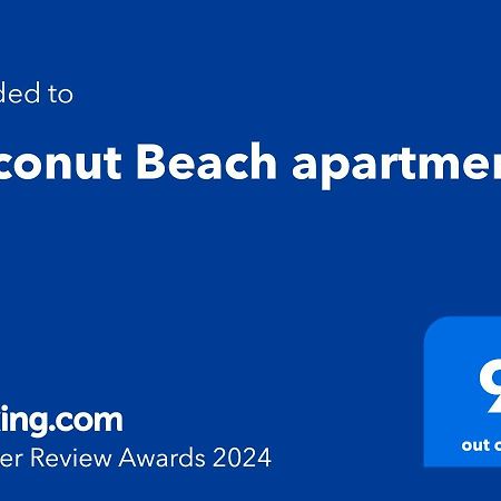 Coconut Beach Apartments ซานด์โวร์ต ภายนอก รูปภาพ